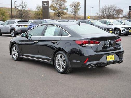 2019 Hyundai SONATA Sport