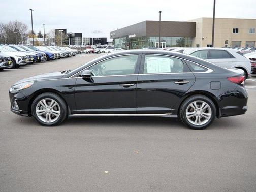 2019 Hyundai SONATA Sport