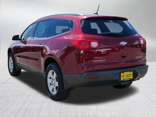Red Jewel Tintcoat 2009 Chevrolet Traverse LT