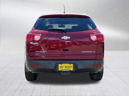 Red Jewel Tintcoat 2009 Chevrolet Traverse LT