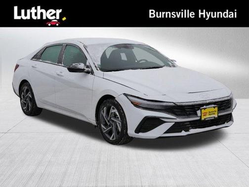 2025 Hyundai ELANTRA HEV SEL