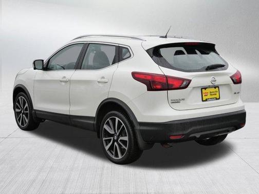 2017 Nissan Rogue Sport SL