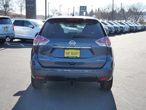 2016 Nissan Rogue SV