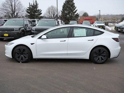 2024 Tesla Model 3 Base