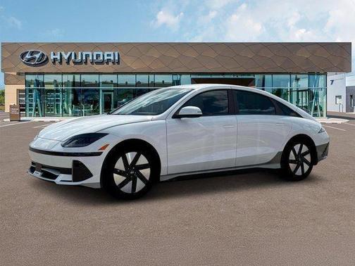2025 Hyundai IONIQ 6 SE