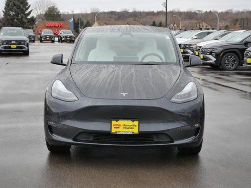 2025 Tesla Model Y Long Range