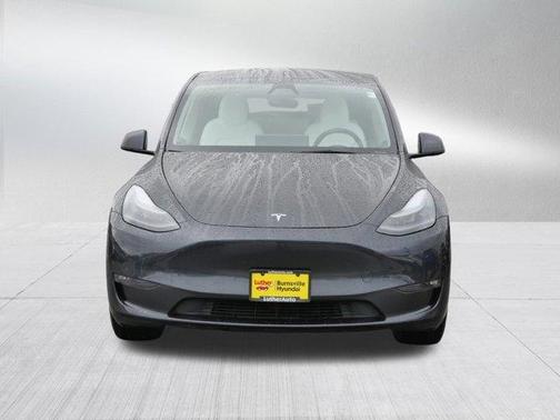 2025 Tesla Model Y Long Range