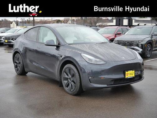 2025 Tesla Model Y Long Range