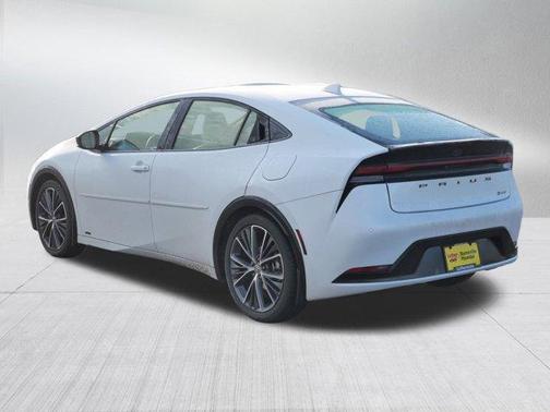 2024 Toyota Prius XLE