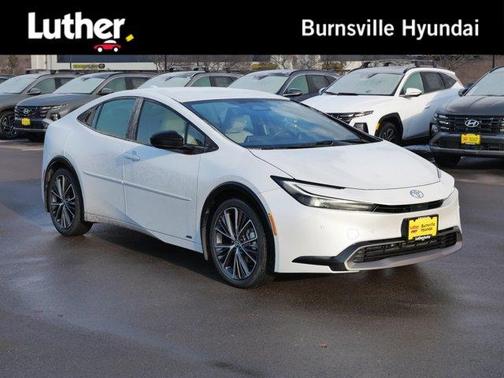 2024 Toyota Prius XLE