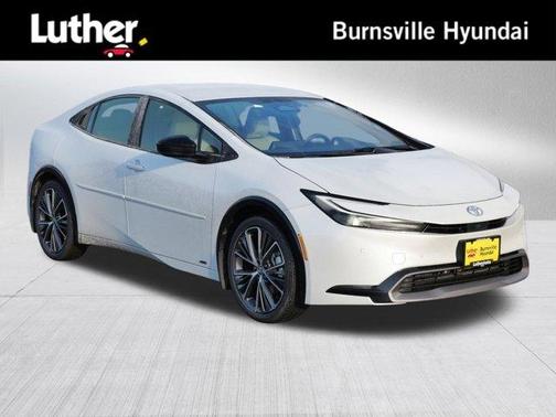 2024 Toyota Prius XLE