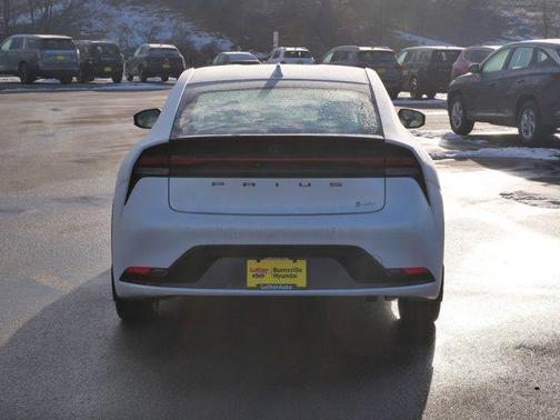 2024 Toyota Prius XLE