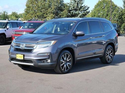 2022 Honda Pilot Touring 8-Passenger