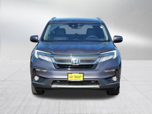 2022 Honda Pilot Touring 8-Passenger