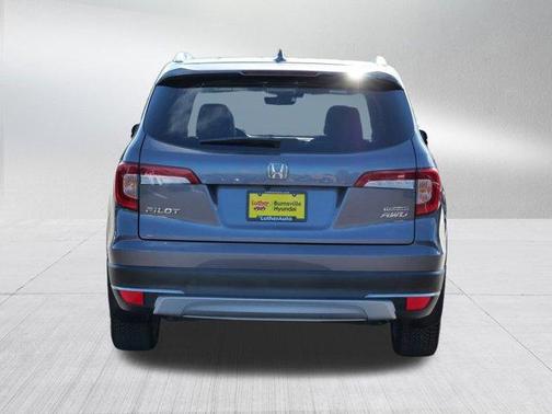 2022 Honda Pilot Touring 8-Passenger