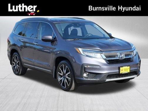 2022 Honda Pilot Touring 8-Passenger