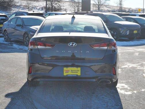 2019 Hyundai SONATA SE