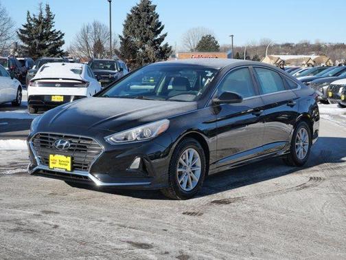 2019 Hyundai SONATA SE