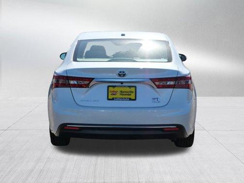 2018 Toyota Avalon Hybrid XLE Premium