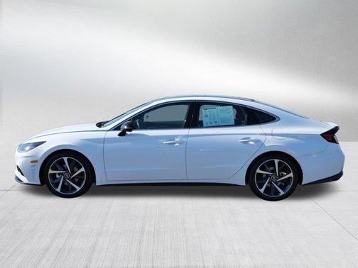 2023 Hyundai SONATA SEL Plus