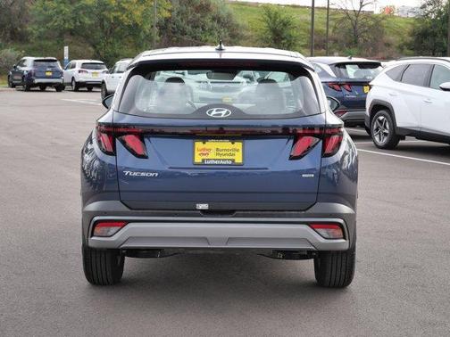 2025 Hyundai TUCSON SE