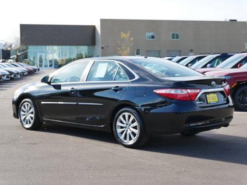 2017 Toyota Camry XLE
