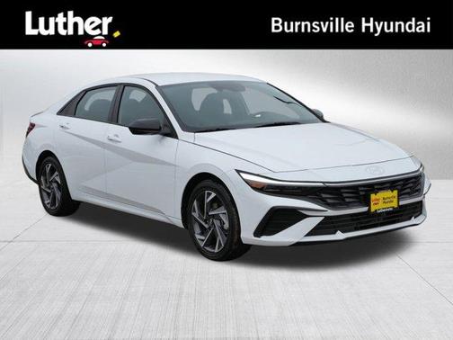 2025 Hyundai ELANTRA HEV SEL