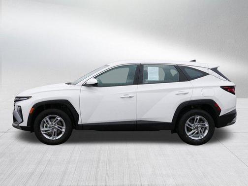 Serenity White Pearl 2026 Hyundai TUCSON SE