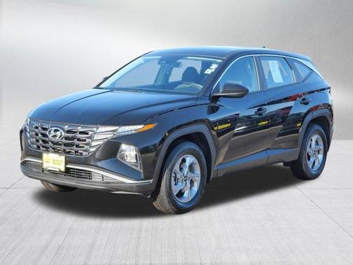 2023 Hyundai TUCSON SE