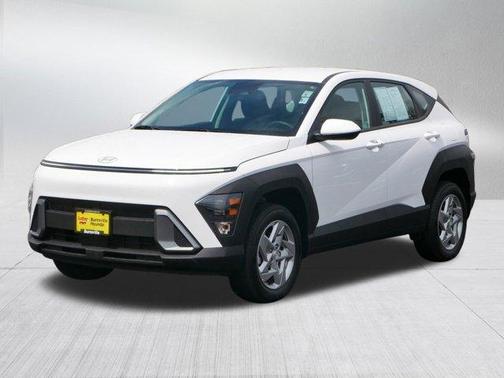2025 Hyundai KONA SE