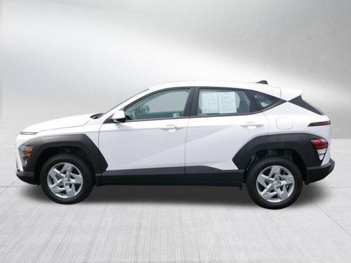 2025 Hyundai KONA SE