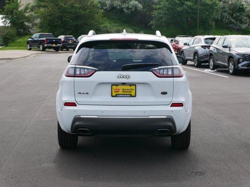 2019 Jeep Cherokee Overland