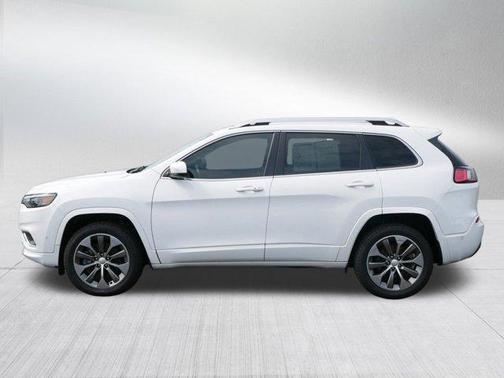 2019 Jeep Cherokee Overland