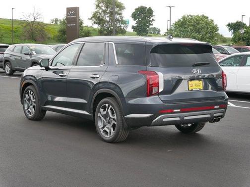 2025 Hyundai PALISADE SEL Premium