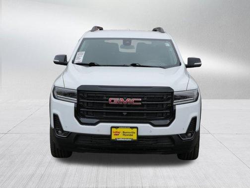 2022 GMC Acadia SLT
