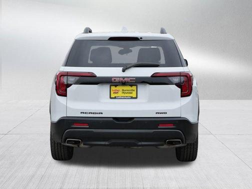 2022 GMC Acadia SLT