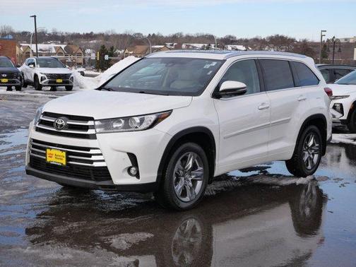 2019 Toyota Highlander Limited Platinum