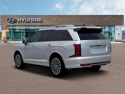 Silver Metallic 2026 Hyundai PALISADE Calligraphy