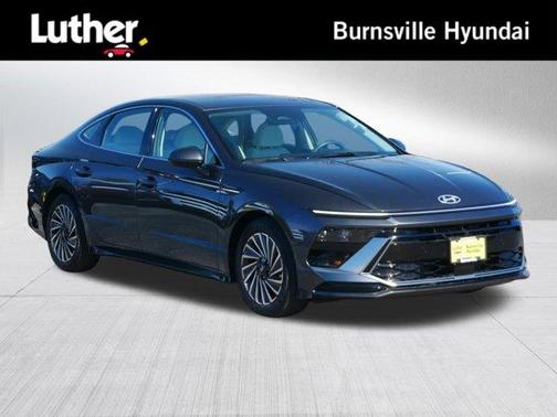 2025 Hyundai SONATA Hybrid SEL