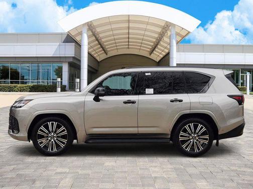 2026 Lexus LX 700h Luxury