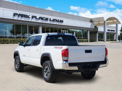 2017 Toyota Tacoma Base