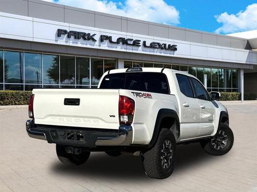 2017 Toyota Tacoma Base