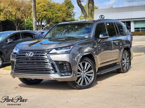 2025 Lexus LX 700h Luxury