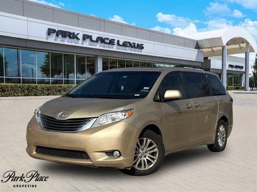 2014 Toyota Sienna XLE