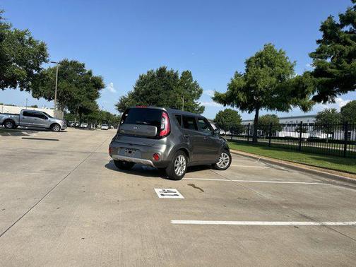 2017 Kia Soul +