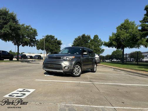2017 Kia Soul +
