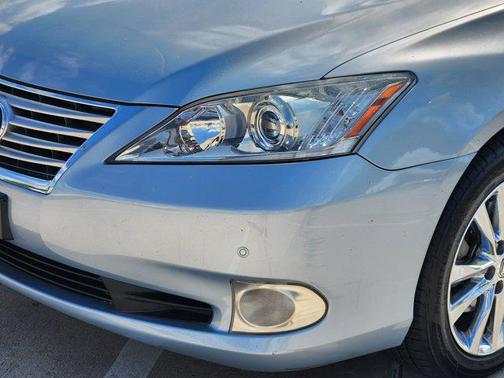 2011 Lexus ES 350 Base