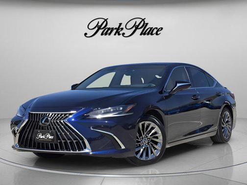 Mica 2025 Lexus ES 350 Ultra Luxury