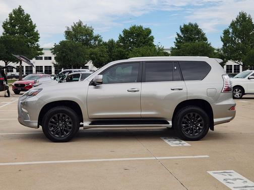 Silver 2023 Lexus GX 460 Premium