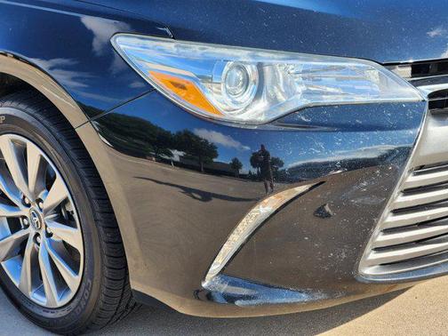 2016 Toyota Camry Hybrid XLE